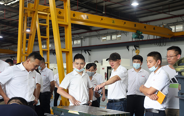 �߽���������������������������